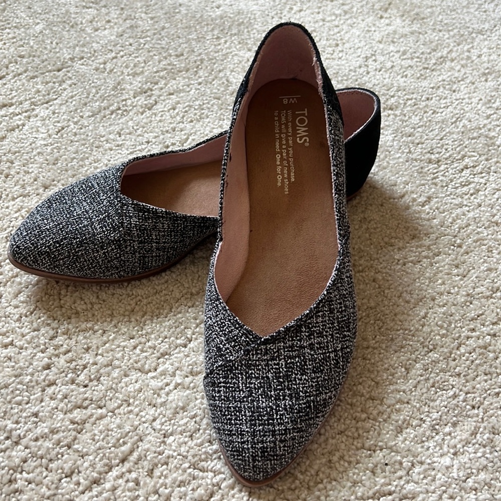 ⭐️NWOT⭐️ Toms Jutti Flats